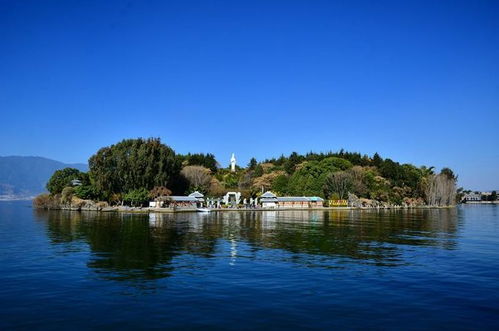 九月云南旅游必备物品清单,云南旅游攻略跟价格,云南旅游注意事项及景点攻略