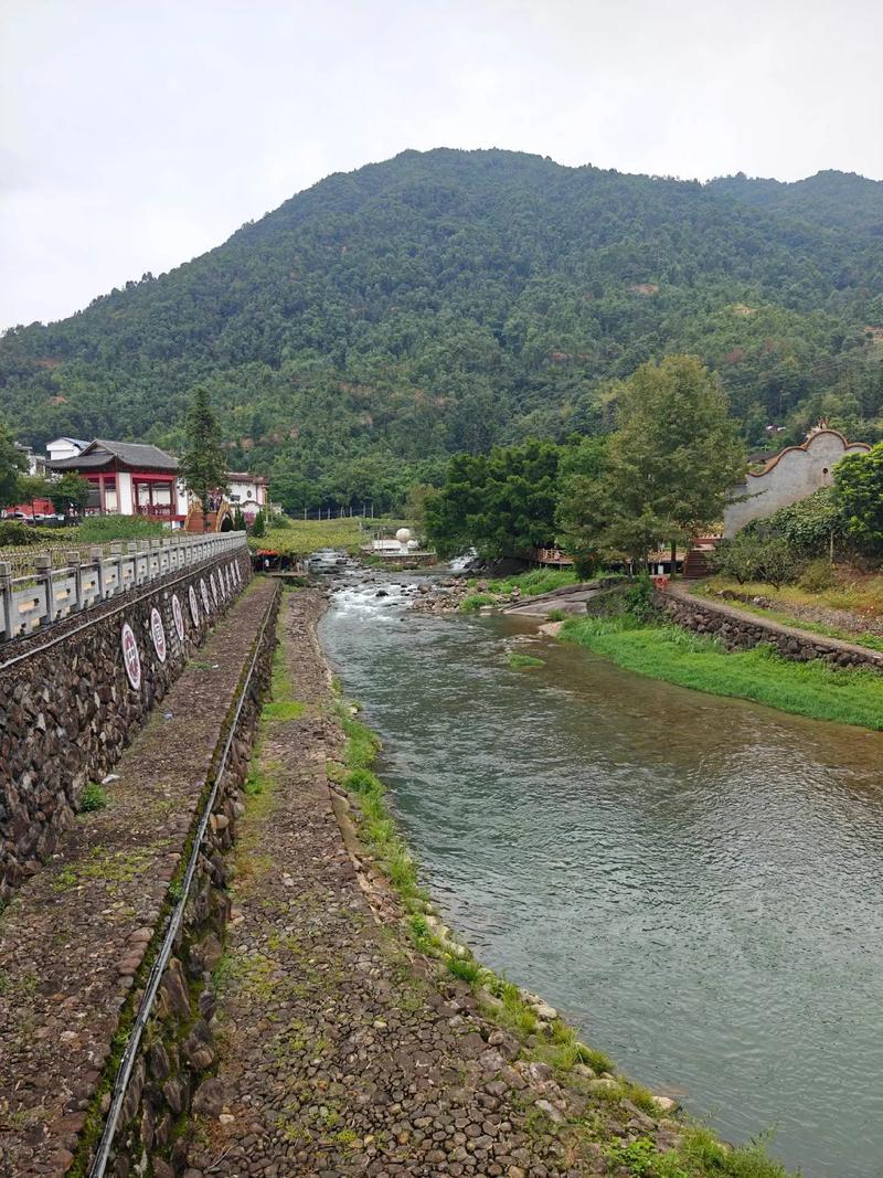 南国最美葡萄沟 福安溪塔